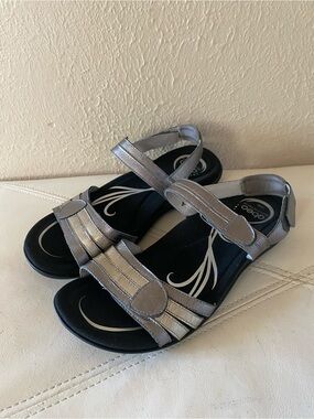 Abeo Bio System Pewter Brynn Leather Sandals- Metallic Silver Strappy Comfort 8